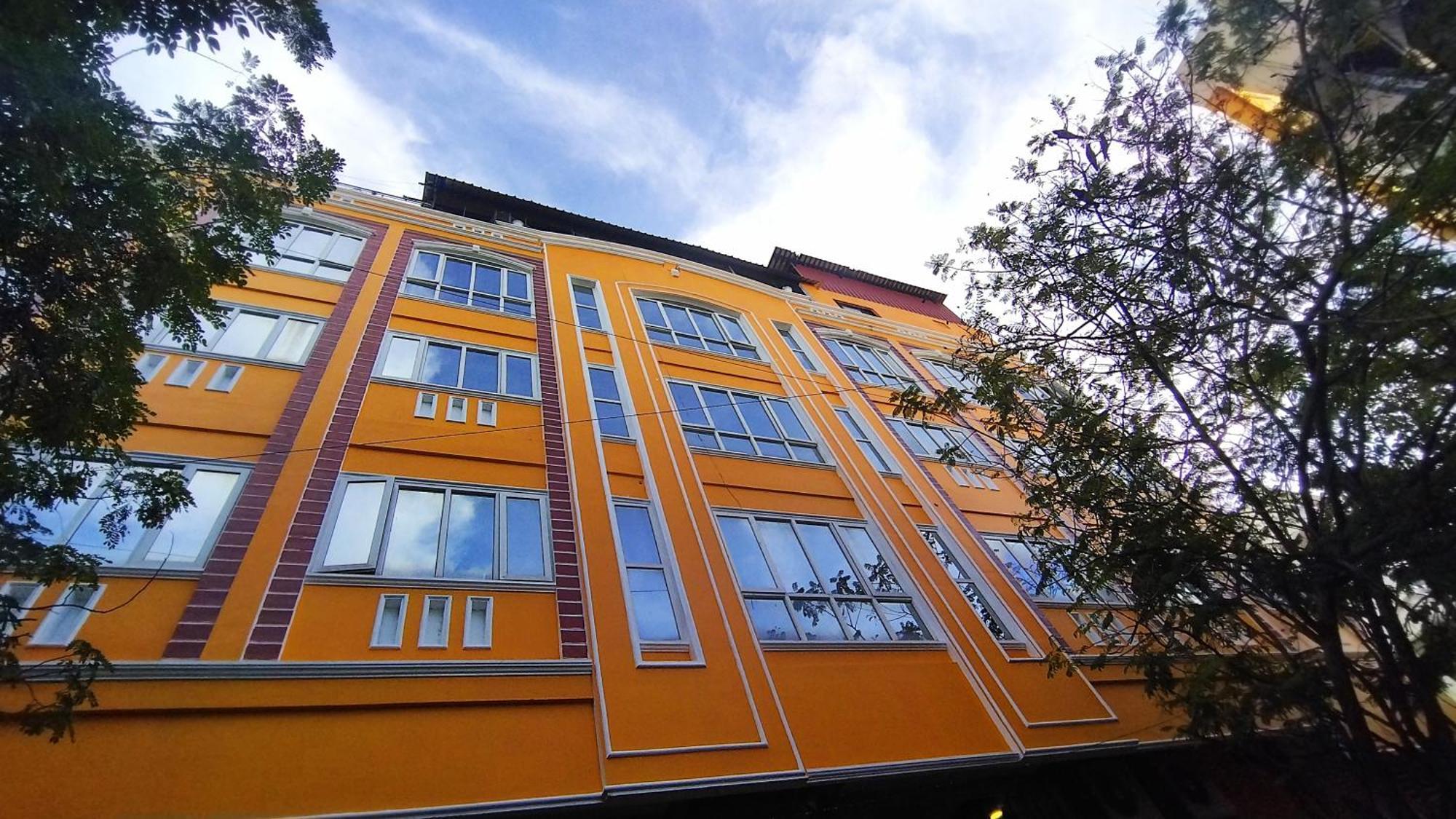 Chaplin Hotel Пондичерри Экстерьер фото