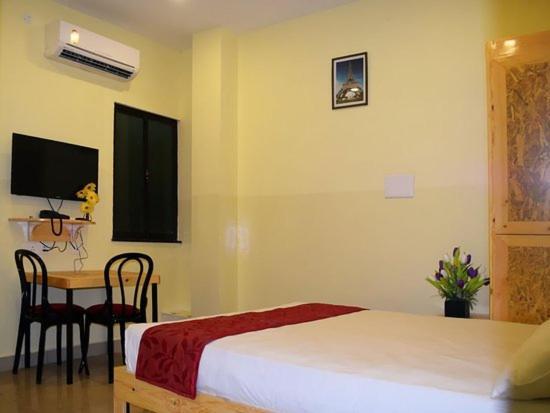 Chaplin Hotel Пондичерри Экстерьер фото