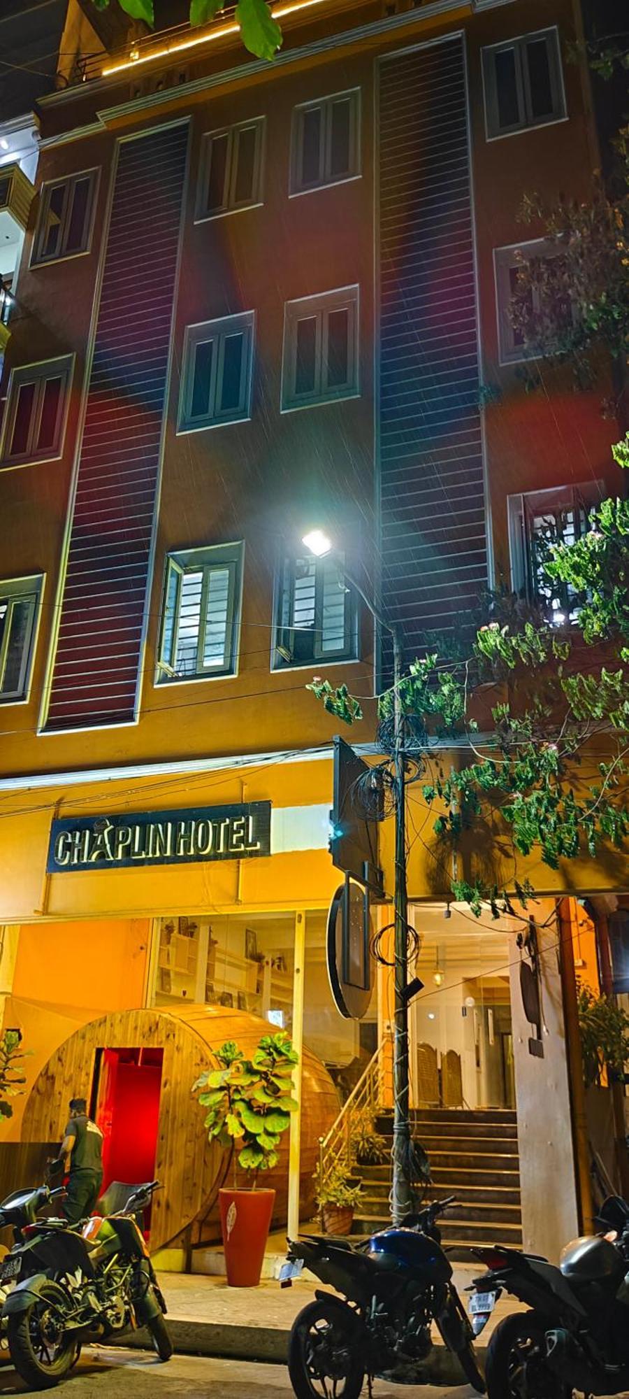 Chaplin Hotel Пондичерри Экстерьер фото